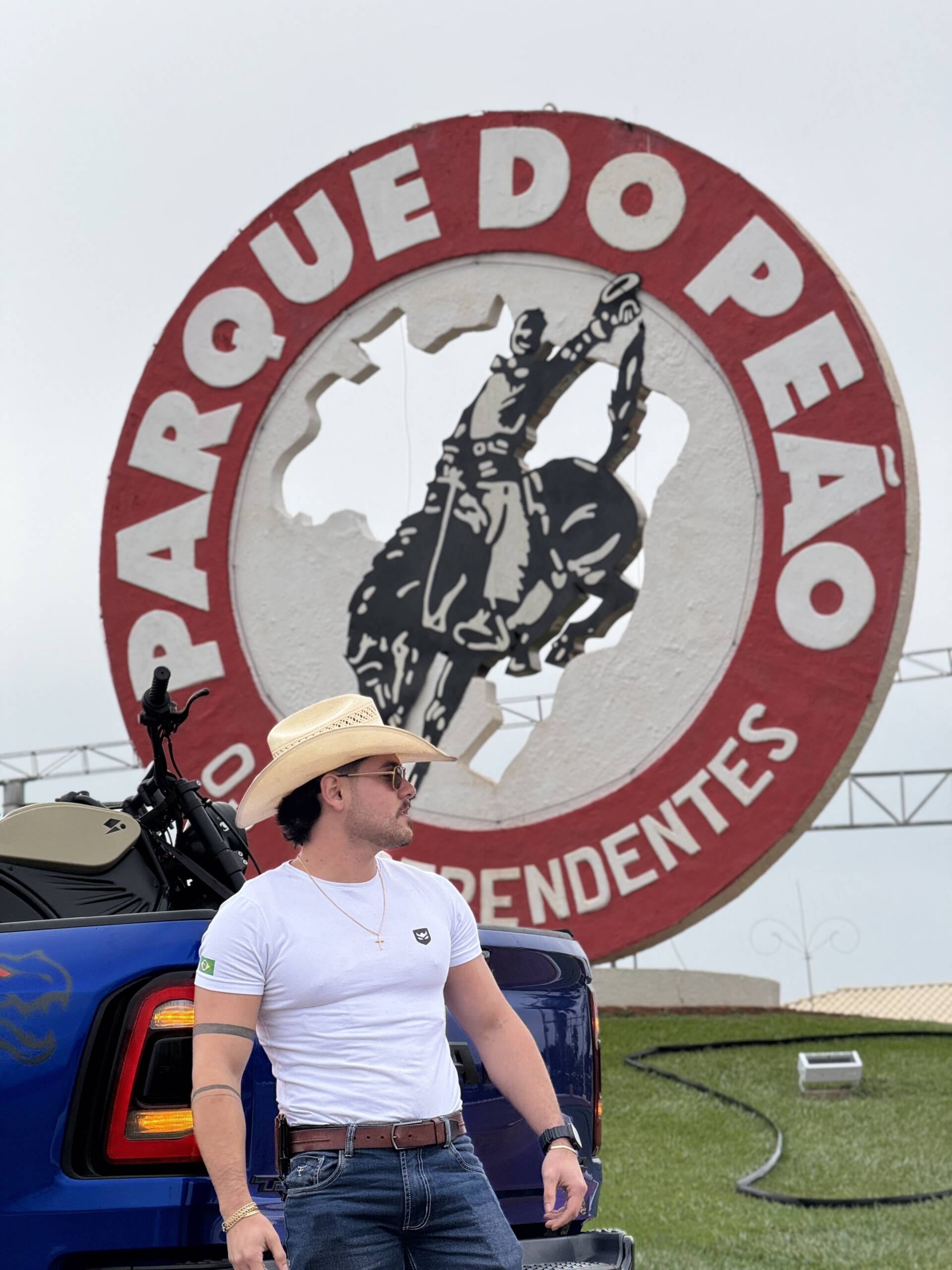 Camiseta Básica Westew em Algodão Cotton – Branca