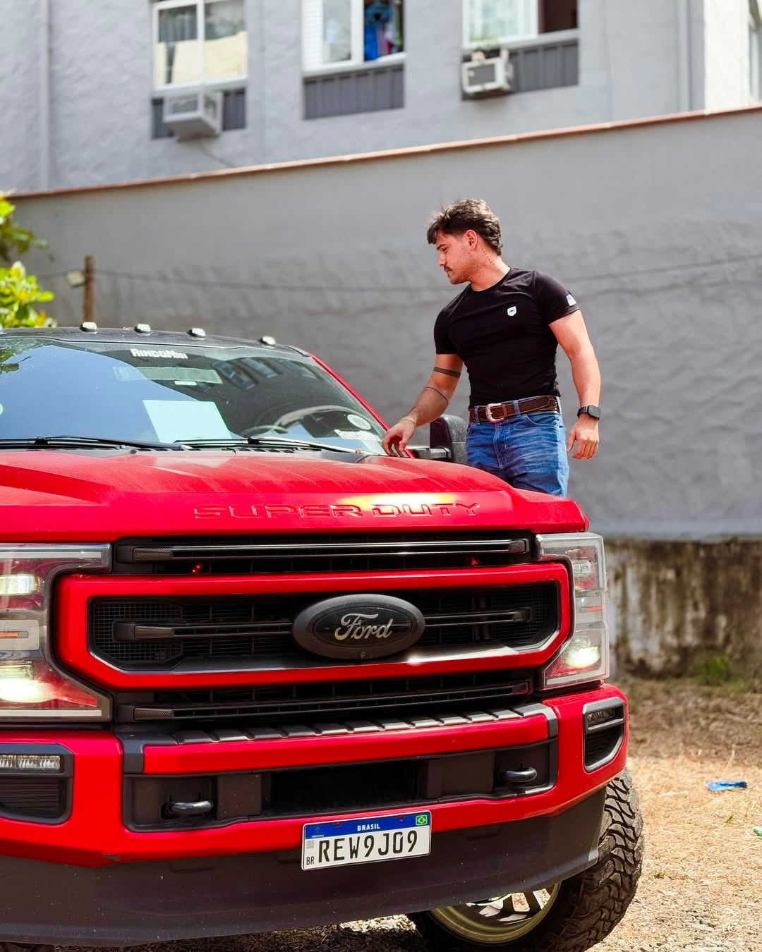 Camiseta Básica Westew em Algodão Cotton – Preta