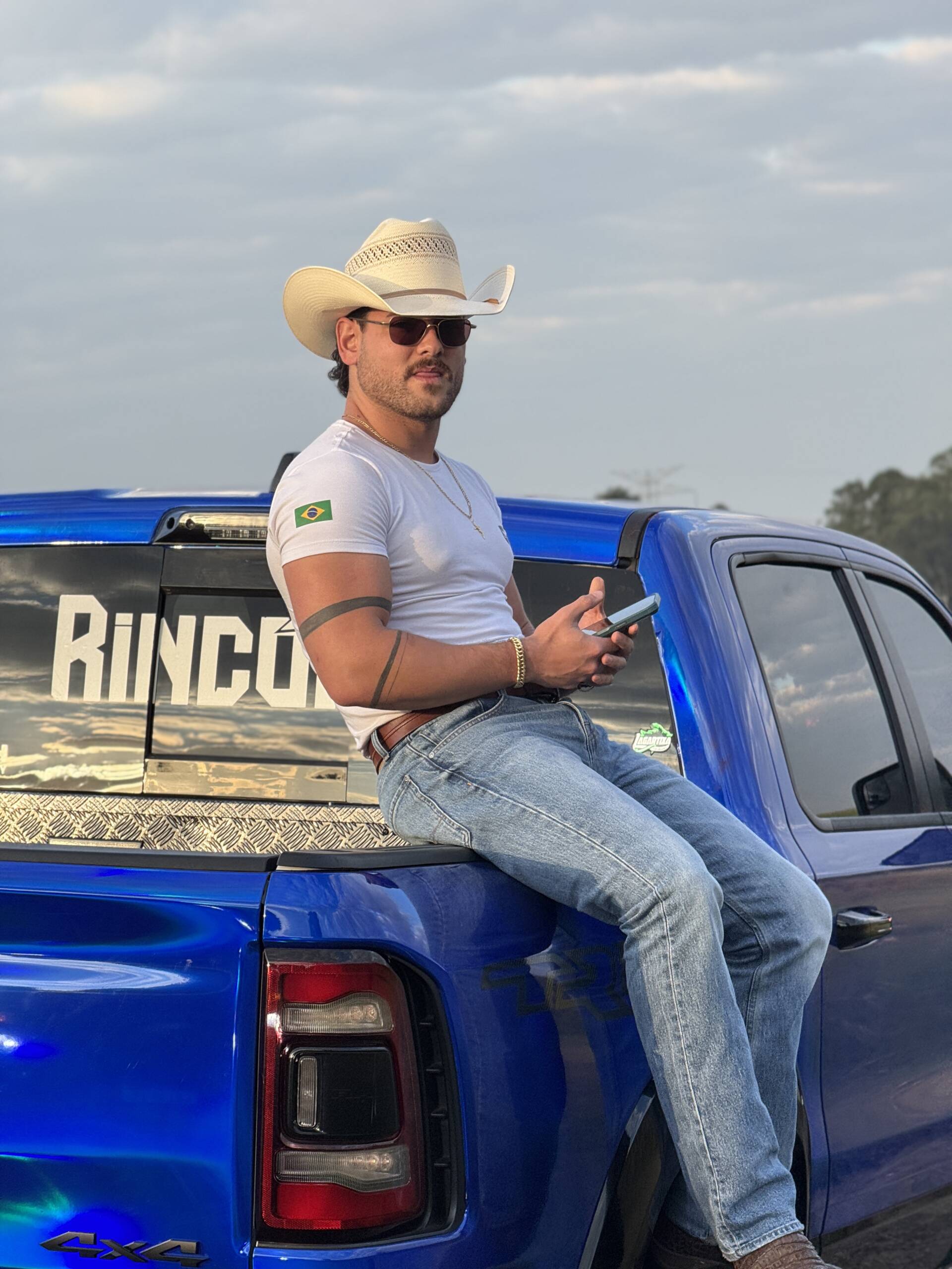 Camiseta Básica Westew em Algodão Cotton – Branca